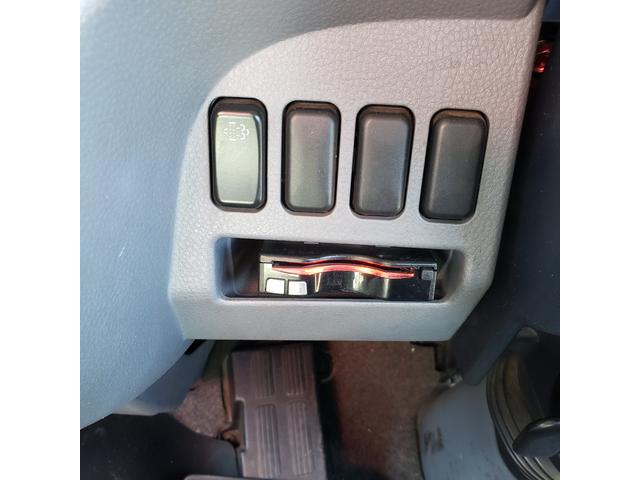 キャンター 4段ラジコン付きクレーン車 差し違いアウトリガー ICターボ 荷台鉄板張り(28枚目)