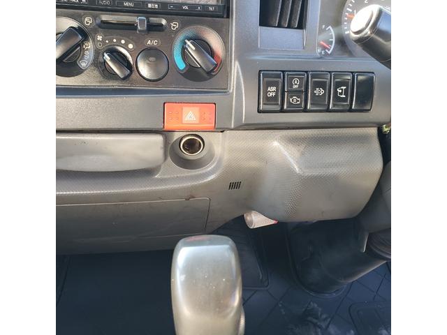 タイタントラック 　Ｗキャブ平ボデー荷台鉄板張りいすゞエルフＯＥＭ　ＥＴＣ　ＩＣターボ（20枚目）