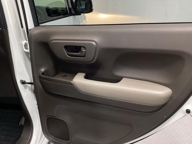 N-WGN G 試乗車 メモリーナビ ETC ブレーキサポート キーフリー 横滑り防止機能 ソナー サイドエアバック 盗難防止装置 ABS オートエアコン アイドリングストップ クルーズコントロール スマートキー(28枚目)