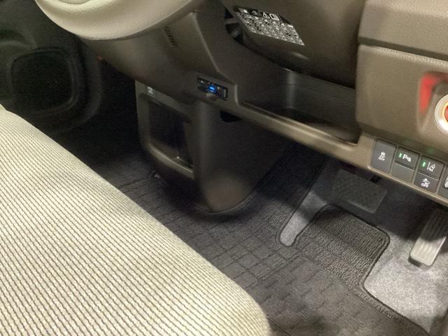 N-WGN G 試乗車 メモリーナビ ETC ブレーキサポート キーフリー 横滑り防止機能 ソナー サイドエアバック 盗難防止装置 ABS オートエアコン アイドリングストップ クルーズコントロール スマートキー(35枚目)