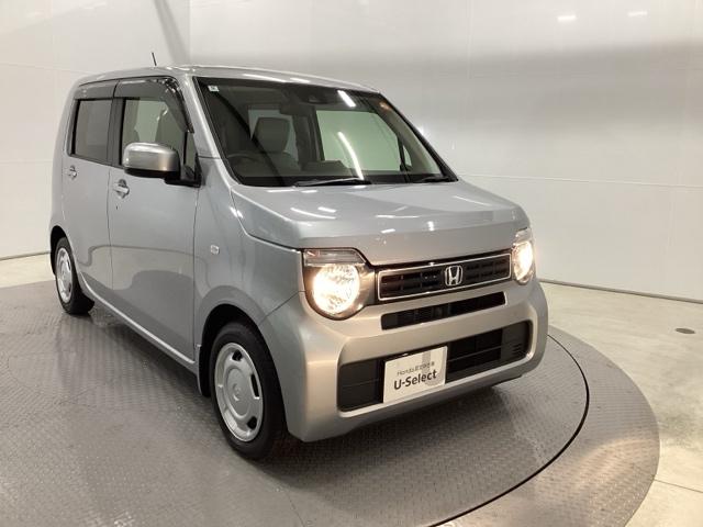 ヘッドライトで、個性も光る　、長く乗っていたい車です。