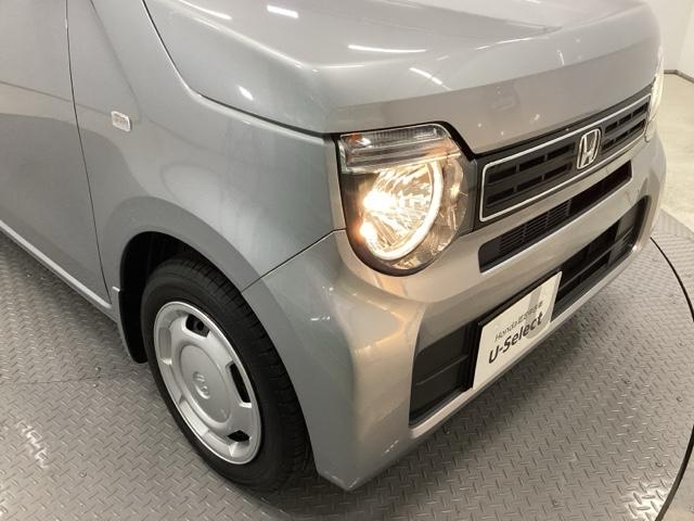 【オートライト（ＡＵＴＯ）】外の明るさをシステムが感知して、自動でヘッドライトが点灯します！ヘッドライトをつけ忘れを防ぐ便利機能です