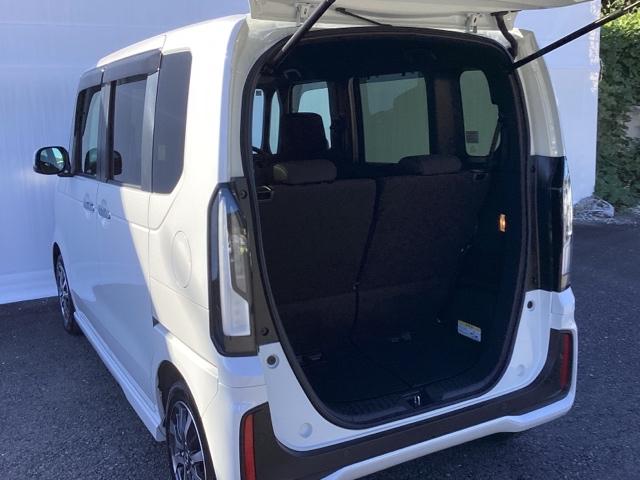 Ｎ－ＢＯＸカスタム ベースグレード　メモリーナビ　ドラレコ　ＥＴＣ　Ｗ電動ドア　ＵＳＢ接続　ＣＭＢＳ　Ｄレコ　禁煙　ベンチシート　オートエアコン　スマートキ　ＬＥＤ　盗難防止装置　クルコン　バックカメラ　フルセグＴＶ　パワーステアリング（20枚目）