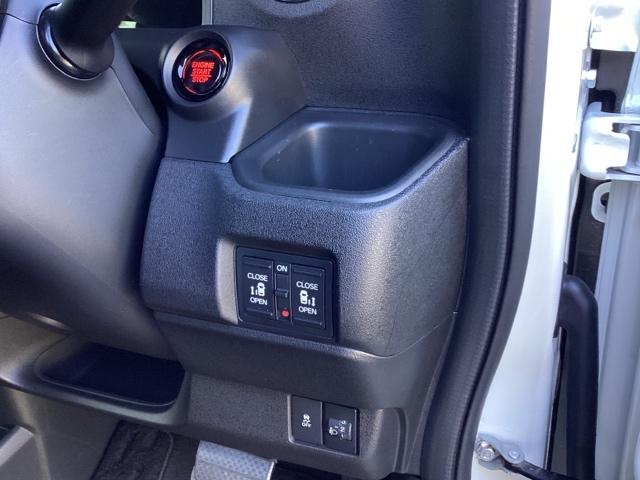 Ｎ－ＢＯＸカスタム ベースグレード　メモリーナビ　ドラレコ　ＥＴＣ　Ｗ電動ドア　ＵＳＢ接続　ＣＭＢＳ　Ｄレコ　禁煙　ベンチシート　オートエアコン　スマートキ　ＬＥＤ　盗難防止装置　クルコン　バックカメラ　フルセグＴＶ　パワーステアリング（23枚目）