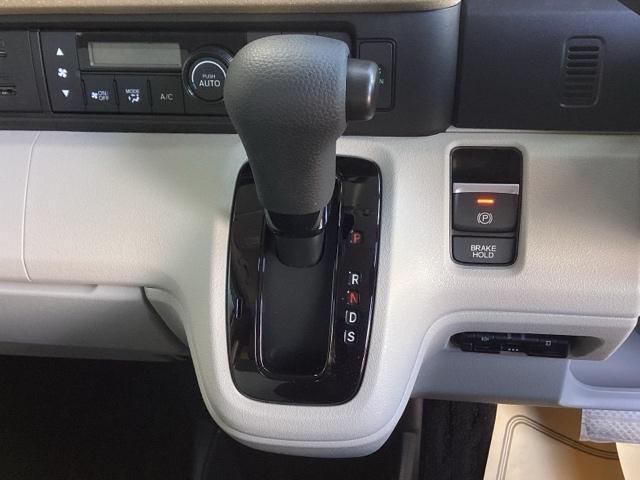 N-BOX ベースグレード 純正ナビ フルセグ リアカメラ 衝突軽減システム スマートキ- カーテンエアバック イモビライザー ECOモード 横滑り防止 オートクルーズ LEDヘッドライト キーフリー 地デジ パワーステアリング(14枚目)