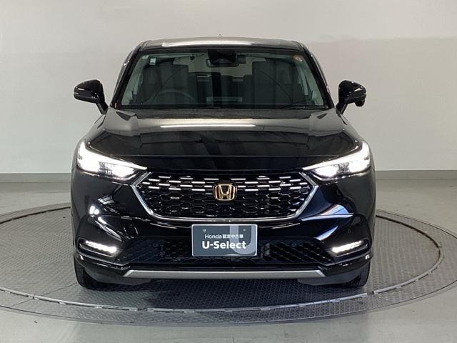 ヴェゼル ｅ：ＨＥＶＺ　純正メモリーナビ　ドラレコ　全周囲カメラ　地上デジタル　ＵＳＢ入力　ハンズフリーテールゲート　シートＨ　サイドエアＢ　サイドカメラ　パークセンサー　リヤカメラ　点検記録簿　ＬＥＤヘットライト　ＥＳＣ（6枚目）