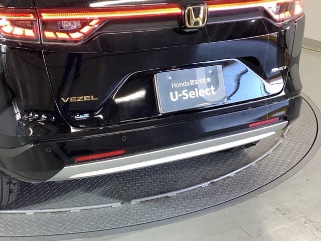 ヴェゼル ｅ：ＨＥＶＺ　純正メモリーナビ　ドラレコ　全周囲カメラ　地上デジタル　ＵＳＢ入力　ハンズフリーテールゲート　シートＨ　サイドエアＢ　サイドカメラ　パークセンサー　リヤカメラ　点検記録簿　ＬＥＤヘットライト　ＥＳＣ（30枚目）