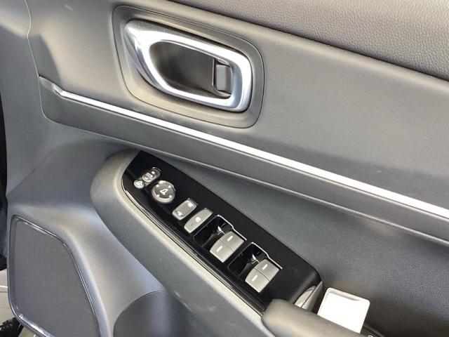 ヴェゼル ｅ：ＨＥＶＺ　純正メモリーナビ　ドラレコ　全周囲カメラ　地上デジタル　ＵＳＢ入力　ハンズフリーテールゲート　シートＨ　サイドエアＢ　サイドカメラ　パークセンサー　リヤカメラ　点検記録簿　ＬＥＤヘットライト　ＥＳＣ（53枚目）