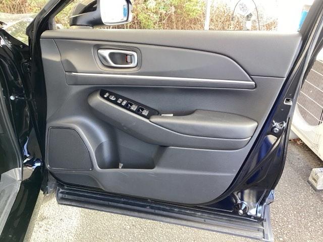 ヴェゼル ｅ：ＨＥＶＺ　純正メモリーナビ　ドラレコ　全周囲カメラ　地上デジタル　ＵＳＢ入力　ハンズフリーテールゲート　シートＨ　サイドエアＢ　サイドカメラ　パークセンサー　リヤカメラ　点検記録簿　ＬＥＤヘットライト　ＥＳＣ（54枚目）