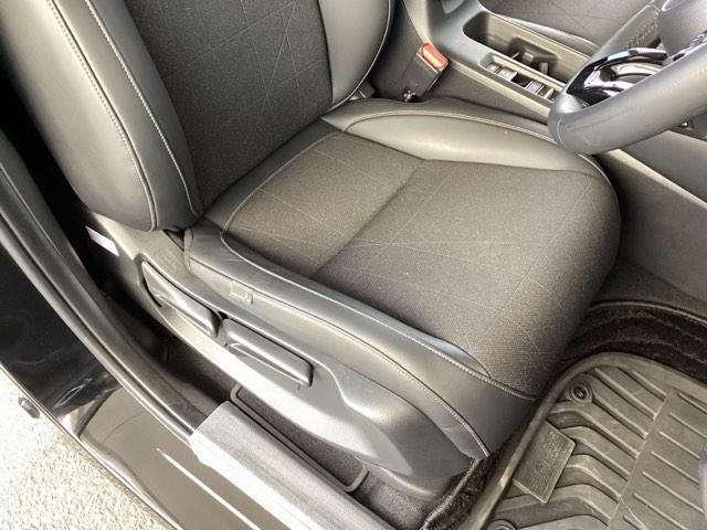 ヴェゼル ｅ：ＨＥＶＺ　純正メモリーナビ　ドラレコ　全周囲カメラ　地上デジタル　ＵＳＢ入力　ハンズフリーテールゲート　シートＨ　サイドエアＢ　サイドカメラ　パークセンサー　リヤカメラ　点検記録簿　ＬＥＤヘットライト　ＥＳＣ（59枚目）