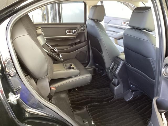 ヴェゼル ｅ：ＨＥＶＺ　純正メモリーナビ　ドラレコ　全周囲カメラ　地上デジタル　ＵＳＢ入力　ハンズフリーテールゲート　シートＨ　サイドエアＢ　サイドカメラ　パークセンサー　リヤカメラ　点検記録簿　ＬＥＤヘットライト　ＥＳＣ（62枚目）