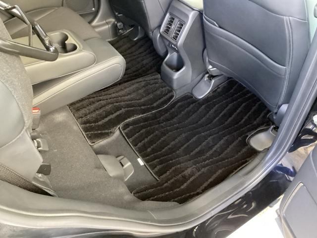 ヴェゼル ｅ：ＨＥＶＺ　純正メモリーナビ　ドラレコ　全周囲カメラ　地上デジタル　ＵＳＢ入力　ハンズフリーテールゲート　シートＨ　サイドエアＢ　サイドカメラ　パークセンサー　リヤカメラ　点検記録簿　ＬＥＤヘットライト　ＥＳＣ（63枚目）