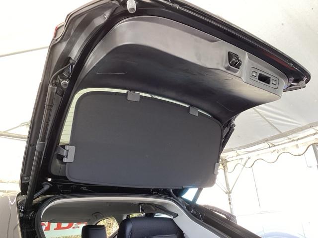 ヴェゼル ｅ：ＨＥＶＺ　純正メモリーナビ　ドラレコ　全周囲カメラ　地上デジタル　ＵＳＢ入力　ハンズフリーテールゲート　シートＨ　サイドエアＢ　サイドカメラ　パークセンサー　リヤカメラ　点検記録簿　ＬＥＤヘットライト　ＥＳＣ（69枚目）