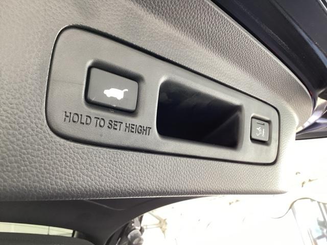 ヴェゼル ｅ：ＨＥＶＺ　純正メモリーナビ　ドラレコ　全周囲カメラ　地上デジタル　ＵＳＢ入力　ハンズフリーテールゲート　シートＨ　サイドエアＢ　サイドカメラ　パークセンサー　リヤカメラ　点検記録簿　ＬＥＤヘットライト　ＥＳＣ（70枚目）