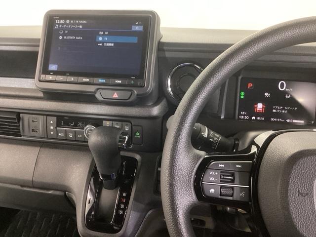 Ｎ－ＢＯＸカスタム ベースグレード　純正ナビ　フルセグ　リアカメラ　ベンチシ－ト　アクティブクルーズ　前席シートヒーター　イモビライザー　ＵＳＢ　運転席エアバッグ　スマートキー＆プッシュスタート　ＬＥＤヘッド　Ｂモニター　フリーキー（2枚目）