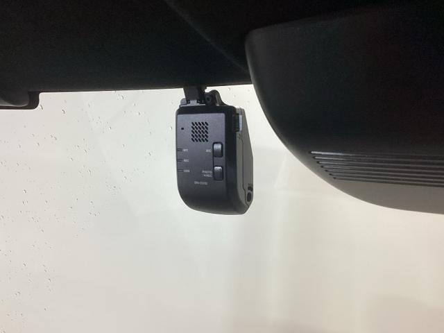 Ｎ－ＢＯＸカスタム ベースグレード　純正ナビ　フルセグ　リアカメラ　ベンチシ－ト　アクティブクルーズ　前席シートヒーター　イモビライザー　ＵＳＢ　運転席エアバッグ　スマートキー＆プッシュスタート　ＬＥＤヘッド　Ｂモニター　フリーキー（23枚目）