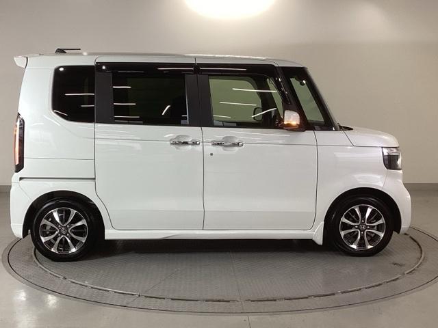 Ｎ－ＢＯＸカスタム ベースグレード　純正ナビ　フルセグ　リアカメラ　ベンチシ－ト　アクティブクルーズ　前席シートヒーター　イモビライザー　ＵＳＢ　運転席エアバッグ　スマートキー＆プッシュスタート　ＬＥＤヘッド　Ｂモニター　フリーキー（31枚目）