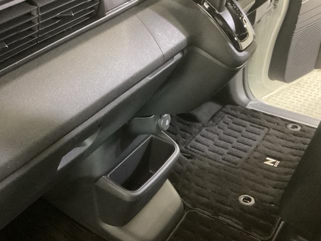 Ｎ－ＢＯＸカスタム ベースグレード　純正ナビ　フルセグ　リアカメラ　ベンチシ－ト　アクティブクルーズ　前席シートヒーター　イモビライザー　ＵＳＢ　運転席エアバッグ　スマートキー＆プッシュスタート　ＬＥＤヘッド　Ｂモニター　フリーキー（42枚目）