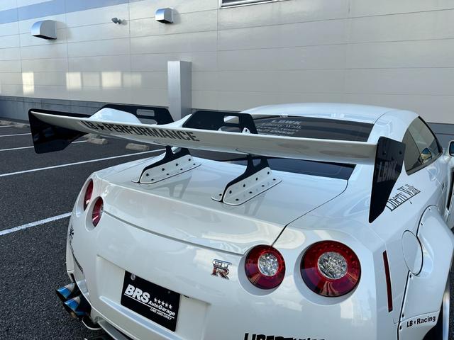 ＧＴ－Ｒ プレミアムエディション　ＬＢ－ＷＯＲＫＳ　ＴＹＰＥ１．５　フルカスタム車（9枚目）