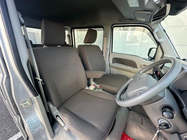 ＮＶ１００クリッパーバン ＧＸターボ　社外１５ＡＷ・社外メーター・社外スピーカー（10枚目）