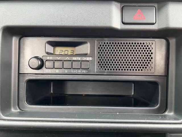 ハイゼットカーゴ ワンオーナー 純正オーディオ 記録簿 ヘッドライトレベライザー 集中ドアロック 純正ゴムマット バイザー オーバーヘッドコンソール 追突軽減装置 フルフラット(20枚目)