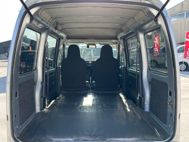 ハイゼットカーゴ ワンオーナー純正オーディオ 記録簿 バックモニター パワーウインドウ キーレス アイドリングストップ 点検記録簿 プライバシーガラス 純正オーディオ 純正ゴムマット オーバーヘッドコンソール(14枚目)