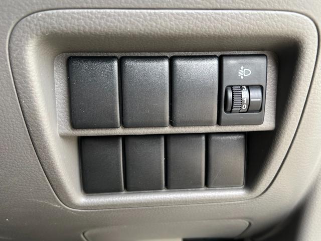 エブリイ ＰＡ　ワンオーナー　ルーフキャリア　記録簿　純正オーディオ　純正ゴムマット　バイザー　フルフラット　ヘッドライトレベライザー　集中ドアロック　取扱説明書　点検記録簿　スペアキー（18枚目）