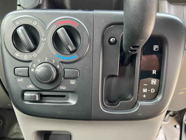 エブリイ ＰＡ　ワンオーナー　ルーフキャリア　記録簿　純正オーディオ　純正ゴムマット　バイザー　フルフラット　ヘッドライトレベライザー　集中ドアロック　取扱説明書　点検記録簿　スペアキー（20枚目）