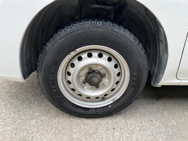 MITSUBISHI DELICA VAN DX