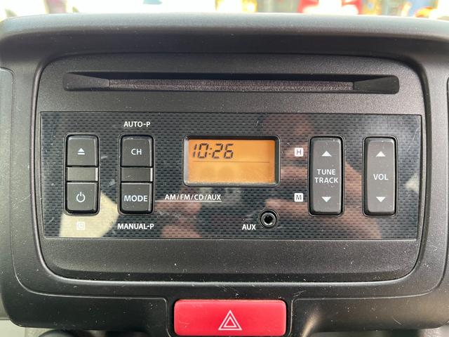 スクラム ＰＣスペシャル　純正オーディオ　バックカメラ　ＣＤ再生　ＡＵＸ　パワーウィンドウ　電格ミラー　オーバーヘッドコンソール　純正ゴムマット　バイザー　プライバシーガラス　取説　点検記録簿　ハイルーフ（19枚目）