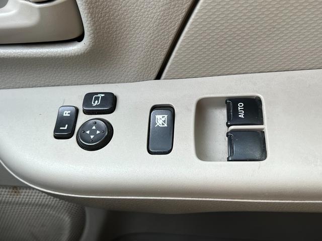 スクラム ＰＣスペシャル　純正オーディオ　バックカメラ　ＣＤ再生　ＡＵＸ　パワーウィンドウ　電格ミラー　オーバーヘッドコンソール　純正ゴムマット　バイザー　プライバシーガラス　取説　点検記録簿　ハイルーフ（22枚目）