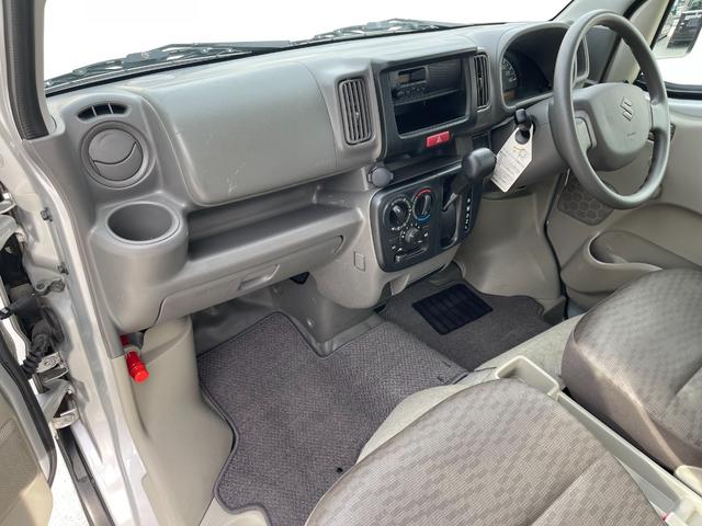 エブリイ PA ワンオーナー 整備点検記録簿 ドラレコ MTモード付き 純正オーディオ 純正フロアマット ドアバイザー ヘッドライトレベライザー 集中ドアロック 取説 スペアキー有 タイミングチェーン式 リヤ熱戦(9枚目)