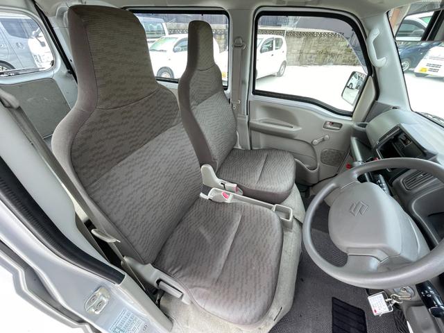 エブリイ PA ワンオーナー 整備点検記録簿 ドラレコ MTモード付き 純正オーディオ 純正フロアマット ドアバイザー ヘッドライトレベライザー 集中ドアロック 取説 スペアキー有 タイミングチェーン式 リヤ熱戦(10枚目)