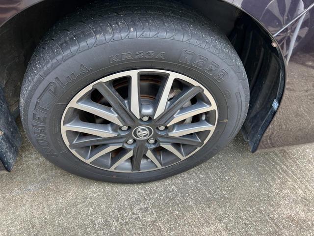 ヴォクシー 純正9インチナビ Bluetooth フリップダウンモニター フルセグ視聴 ETC パワスライドドア リアサンシェード フォグランプ 革巻きハンドル 純正アルミ スマートキー プッシュスタート(33枚目)