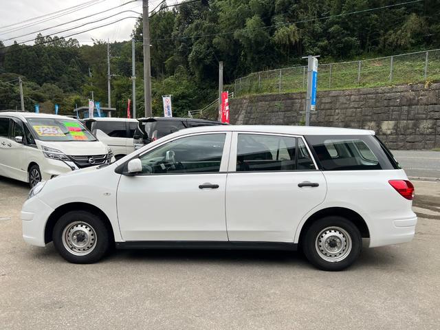 AD VE 純正オーディオ ETC ワンオーナー 点検記録簿 キーレス AC100V 純正フロアマット ヘッドライトレベライザー 電格ミラー スペアキー AUX パワーウィンドウ(7枚目)