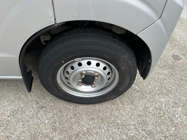 エブリイ PA 純正オーディオ 社外ナビ 地デジ視聴 Bluetooth DVD再生 ワンオーナー 2nd発進 点検記録簿 パートタイム4WD 純正ゴムマット バイザー ライトレベライザー ハイルーフ(25枚目)