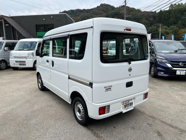 純正パーツ・社外パーツ取り扱い御座います。アルミホイールも複数メーカー取付け可能です。お買い得な輸入タイヤや安心の国産タイヤなど幅広くご対応出来ます。