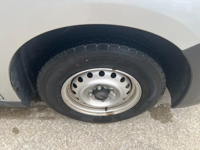 ＡＤ ＶＥ　社外ナビ　地デジ視聴　ワンオーナー　点検記録簿　ＥＴＣ　キーレス　フロアマット　ドアバイザー　ヘッドライトレベライザー　電格ミラー　ＡＣ１００Ｖ（26枚目）