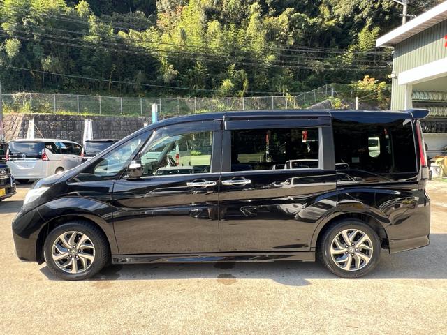 ステップワゴンスパーダ スパーダ　ナビ　フルセグ視聴　Ｂｌｕｅｔｏｏｔｈ　バックカメラ　全方位カメラ　ドライブレコーダー　ＥＴＣ　ＬＥＤヘッドライト　クルーズコントロール　両側電動スライドドア　盗難防止　アルミホイール　ドアバイザー（8枚目）