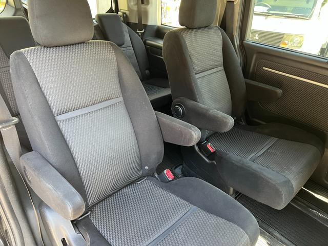 ステップワゴンスパーダ スパーダ　ナビ　フルセグ視聴　Ｂｌｕｅｔｏｏｔｈ　バックカメラ　全方位カメラ　ドライブレコーダー　ＥＴＣ　ＬＥＤヘッドライト　クルーズコントロール　両側電動スライドドア　盗難防止　アルミホイール　ドアバイザー（13枚目）