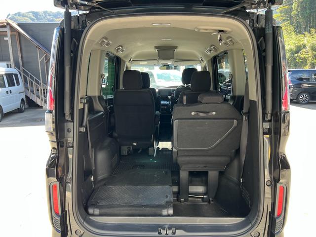 ステップワゴンスパーダ スパーダ　ナビ　フルセグ視聴　Ｂｌｕｅｔｏｏｔｈ　バックカメラ　全方位カメラ　ドライブレコーダー　ＥＴＣ　ＬＥＤヘッドライト　クルーズコントロール　両側電動スライドドア　盗難防止　アルミホイール　ドアバイザー（17枚目）