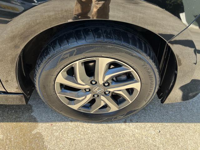 ステップワゴンスパーダ スパーダ　ナビ　フルセグ視聴　Ｂｌｕｅｔｏｏｔｈ　バックカメラ　全方位カメラ　ドライブレコーダー　ＥＴＣ　ＬＥＤヘッドライト　クルーズコントロール　両側電動スライドドア　盗難防止　アルミホイール　ドアバイザー（31枚目）