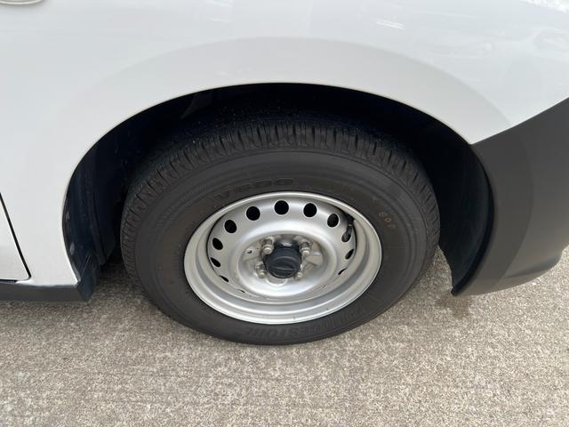 NV150AD VE 社外ナビ Bluetooth ETC 点検記録簿 キーレス フォグランプ パワーウィンドウ 電格ミラー 純正ラバーマット ドアバイザー ドラレコ プライバシーガラス ライトレベライザー(27枚目)