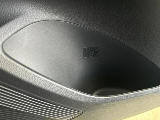 ハリアーハイブリッド Ｚレザーパッケージ　新品タイヤ／パノラマルーフ／ＪＢＬ／保証書／ディスプレイオーディオ＋ナビ１２．３インチ／デジタルインナーミラー／トヨタセーフティセンス／エアーシート　前席／車線逸脱防止支援システム　革シート　ドラレコ（46枚目）