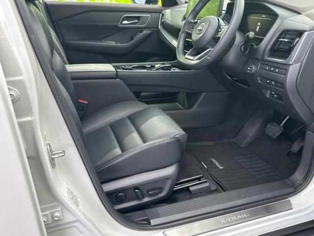 エクストレイル ４ＷＤ　Ｇ　ｅ－４ＯＲＣＥ　新品タイヤ／純正　１２．３インチ　メモリーナビ／インテリジェントルームミラー／エマージェンシーブレーキ／シートヒーター　前席／アラウンドビューモニター／車線逸脱防止支援システム／プロパイロット　４ＷＤ（4枚目）