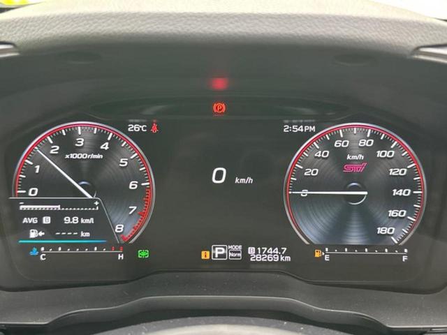 レヴォーグ ４ＷＤ　ＳＴＩスポーツＥＸ　新品タイヤ／ＳＴＩエアロ／ディスプレイオーディオ＋ナビ１１インチ／アイサイト／シートヒーター　全席／車線逸脱防止支援システム／シート　合皮／電動バックドア／ドライブレコーダー　前後　フルエアロ　４ＷＤ（14枚目）