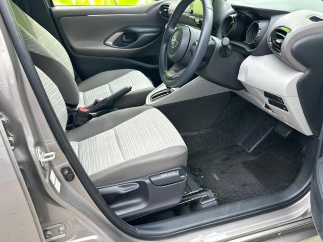 ヤリス Ｚ　保証書／ディスプレイオーディオ＋ナビ／トヨタセーフティセンス／シートヒーター　前席／車線逸脱防止支援システム／ヘッドランプ　ＬＥＤ／ＵＳＢジャック／Ｂｌｕｅｔｏｏｔｈ接続／ＥＴＣ　衝突被害軽減システム（4枚目）