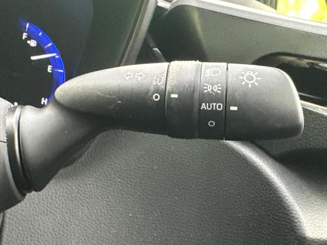 カローラツーリング ダブルバイビー　新品タイヤ／ディスプレイオーディオ＋ナビ８インチ／トヨタセーフティセンス／車線逸脱防止支援システム／シート　ハーフレザー／ヘッドランプ　ＬＥＤ／Ｂｌｕｅｔｏｏｔｈ接続／ＥＴＣ　衝突被害軽減システム（15枚目）