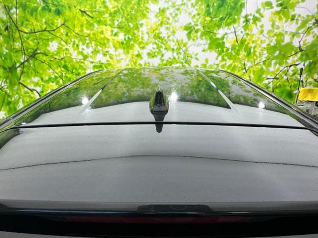 カローラツーリング ダブルバイビー　新品タイヤ／ディスプレイオーディオ＋ナビ８インチ／トヨタセーフティセンス／車線逸脱防止支援システム／シート　ハーフレザー／ヘッドランプ　ＬＥＤ／Ｂｌｕｅｔｏｏｔｈ接続／ＥＴＣ　衝突被害軽減システム（49枚目）