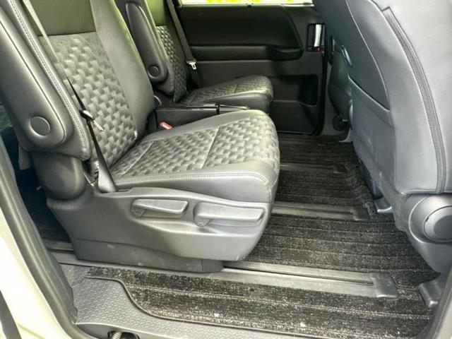 ヴォクシー S-Z 純正 10インチ SDナビ/フリップダウンモニター 純正 12.8インチ/デジタルインナーミラー/トヨタセーフティセンス/両側電動スライドドア/シートヒーター 前席/パノラミックビューモニター(5枚目)